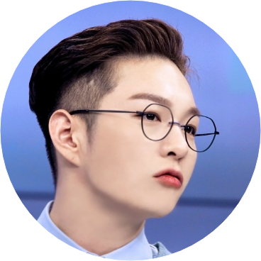 창섭(어른) image