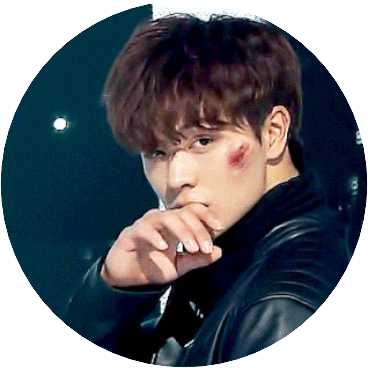 육성재17살 image