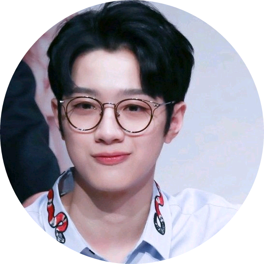 라이관린(간호사) image