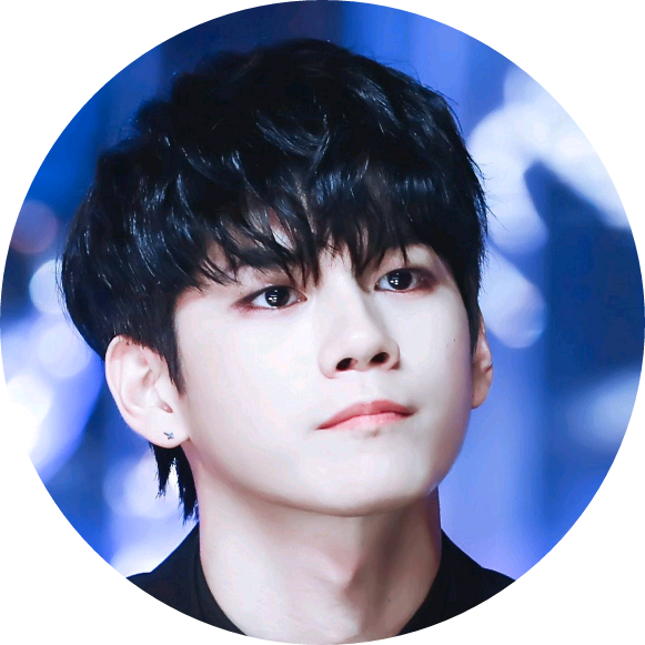 옹성우 image