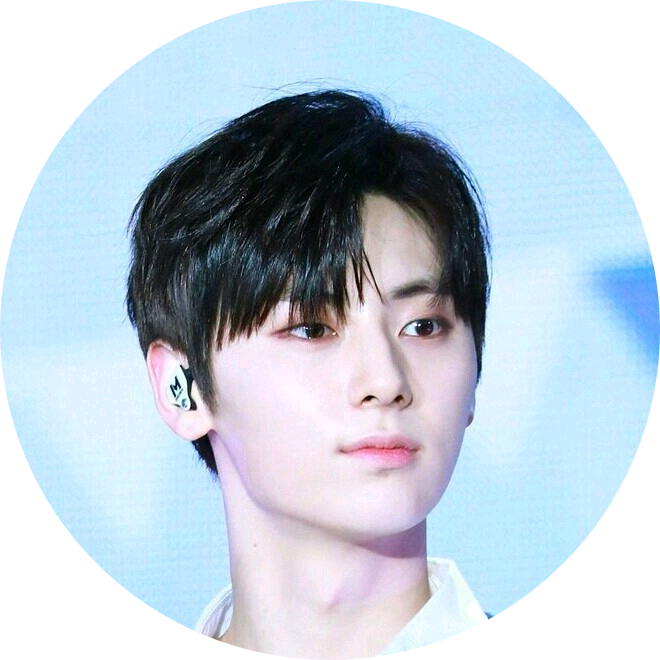 황민현 image