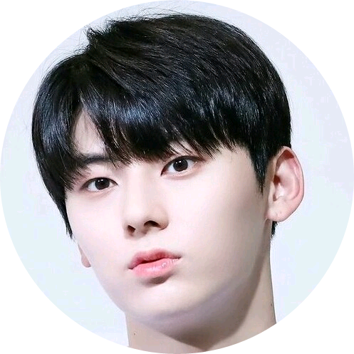 황민현 image