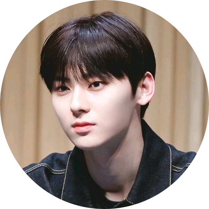 황민현 image