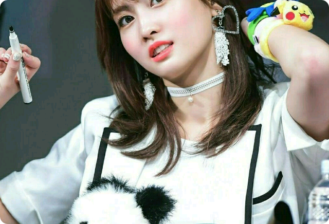 Ai là người thật? thumbnail