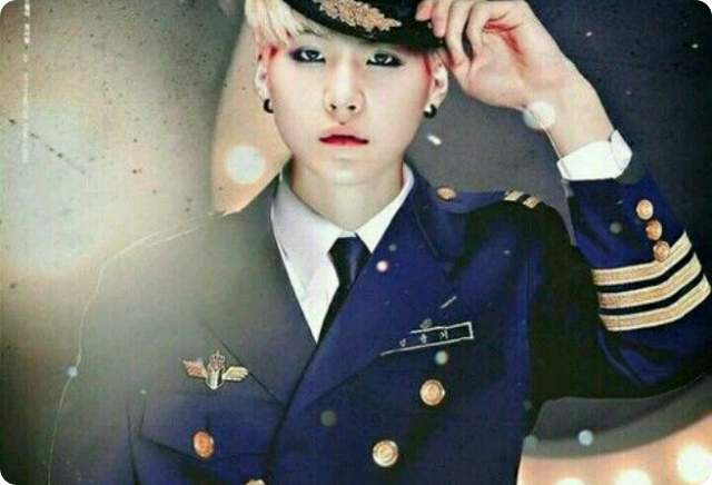 变态学生霸凌者闵玧其 thumbnail