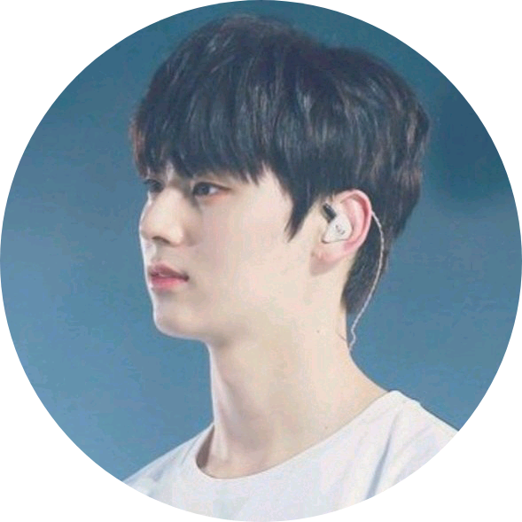 황민현 image