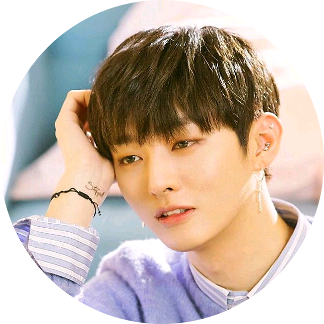 윤지성 image