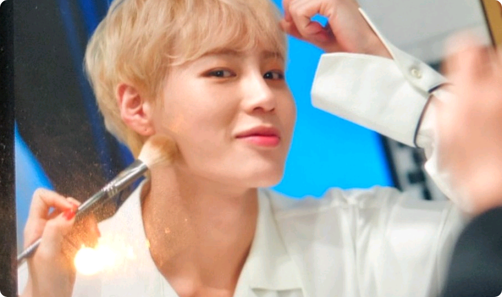 河成雲，天才偶像 thumbnail