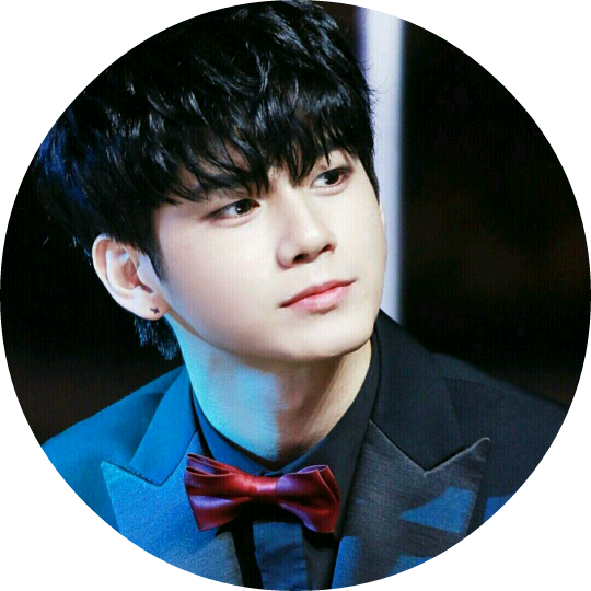 옹성우 image