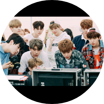 워너원 image