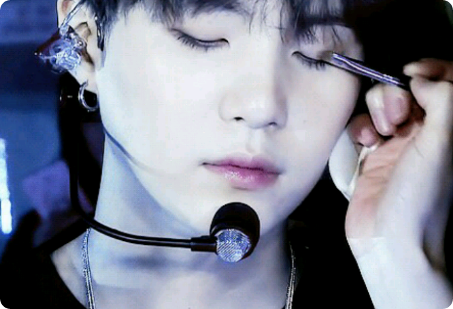Saya menuntut Min Yoongi. thumbnail