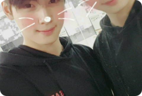 My boyfriend is an idol thumbnail