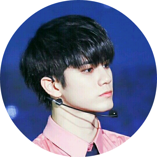 옹성우 image