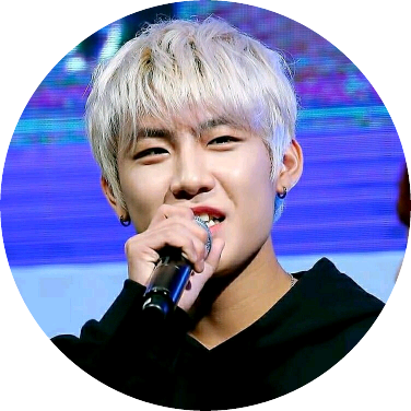 우진 (남친) image