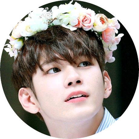 옹성우 image