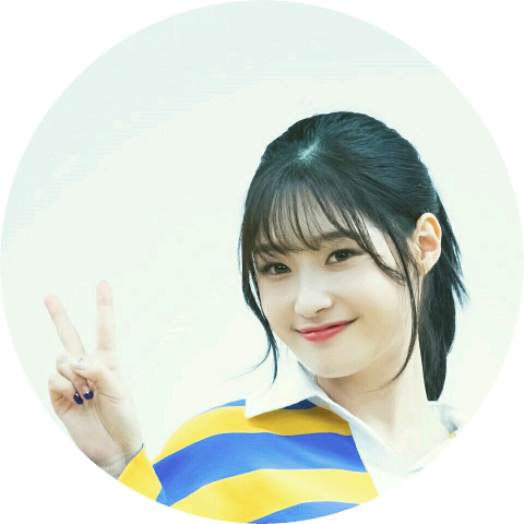 채연 image