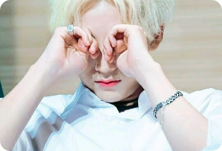 Your Majesty, please come here. thumbnail