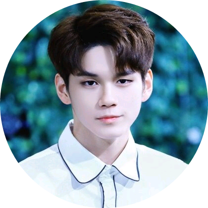 옹성우 image