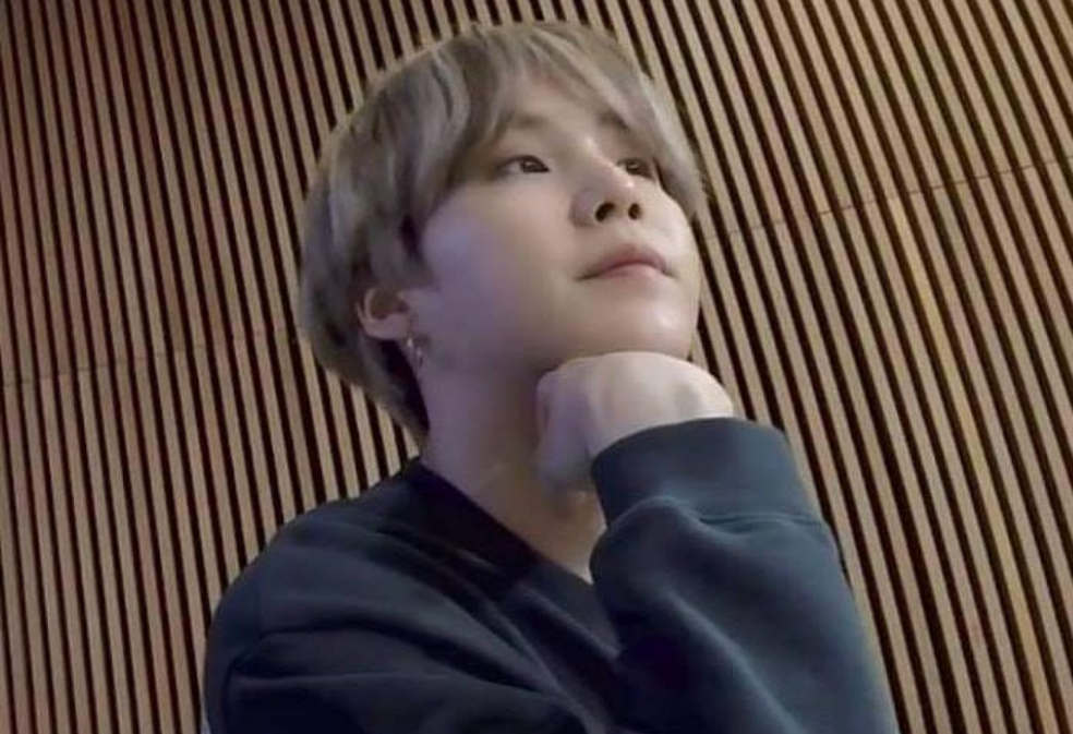 슈가에게 투표하세요✨💜 thumbnail