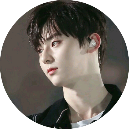 황민현 image