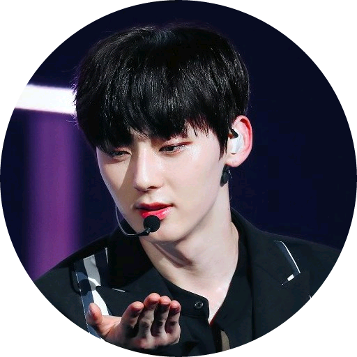 황민현 (워너원) image