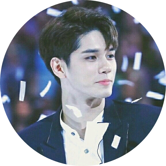옹성우 image