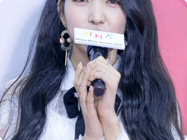 好友和女朋友 thumbnail