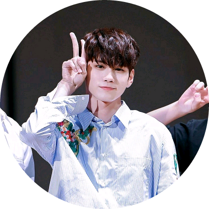 옹성우 image