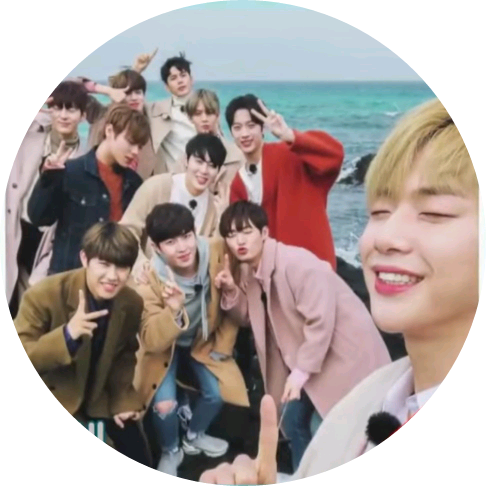 워너원 image