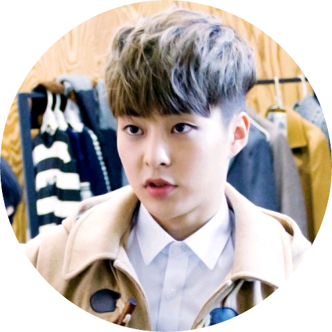 시우민(김민석) image