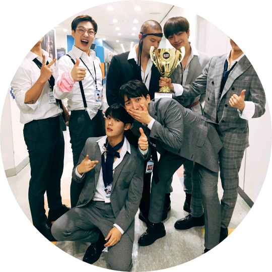 비투비 image
