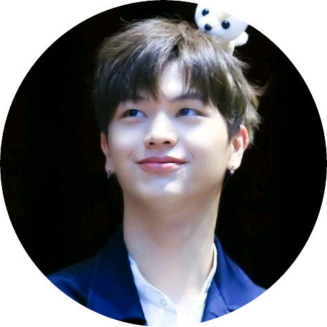 육 성재 image