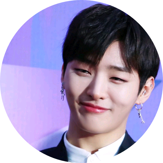 윤 지성 image