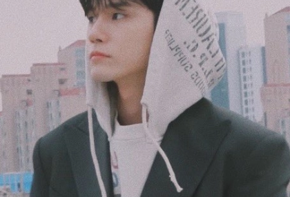 Ada seorang pria aneh di rumahku! thumbnail