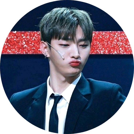 윤 지성 image