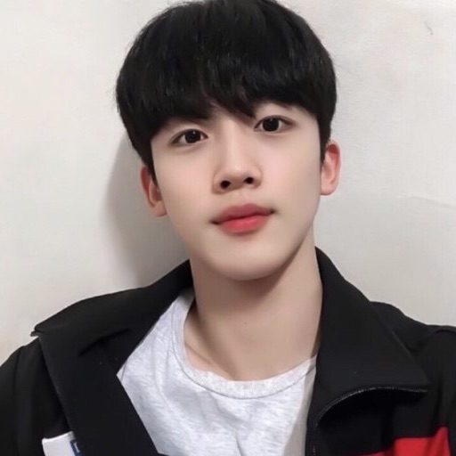 김요한 image