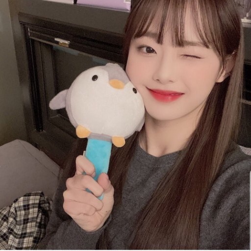 김지우 image