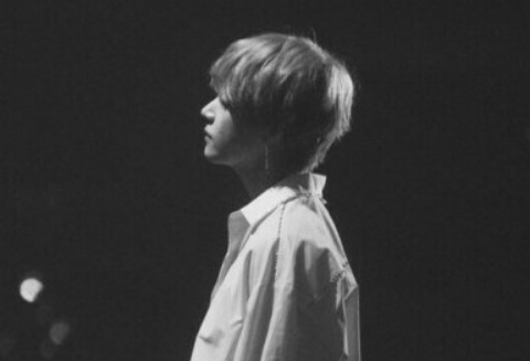 Kim Taehyung, chàng trai quyến rũ đầy khiêu khích thumbnail