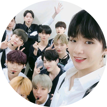 11명의 워너원 image