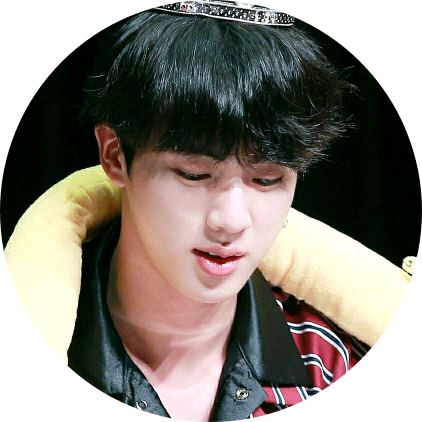석진 image