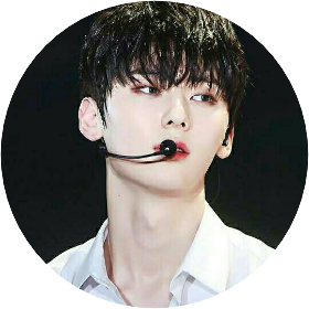 (황민현) image