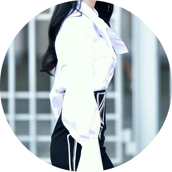 하녀 image