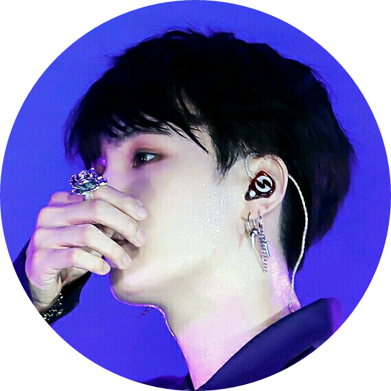 민윤기(모모 오빠) image