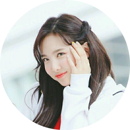임나연(어릴때) image