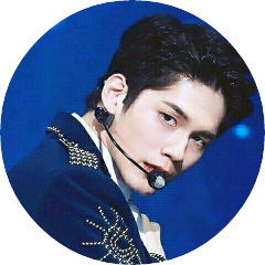 옹성우 image