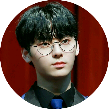 황민현 image