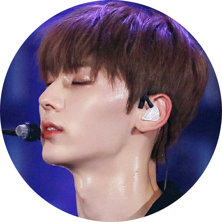황민현 image