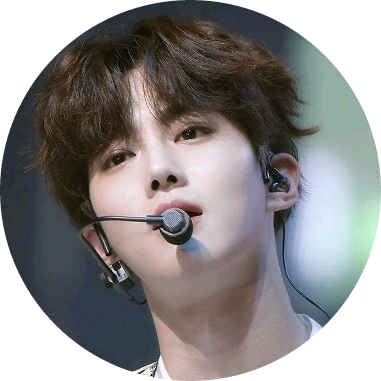 김준면 image