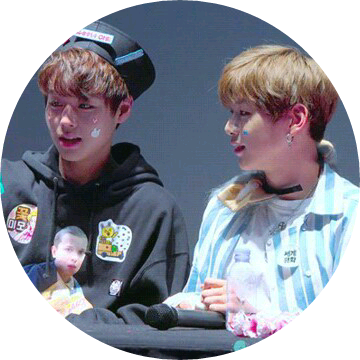 다니엘,지훈 image