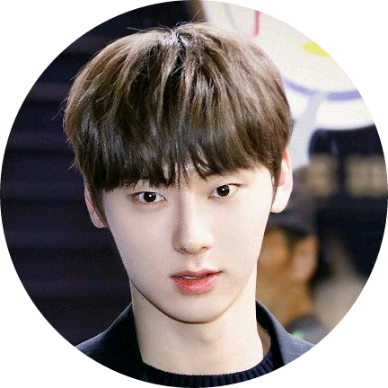 황민현 image